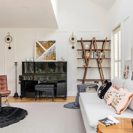 Double Bedroom With Private Toilet And Shower, Easy To Center דבלין